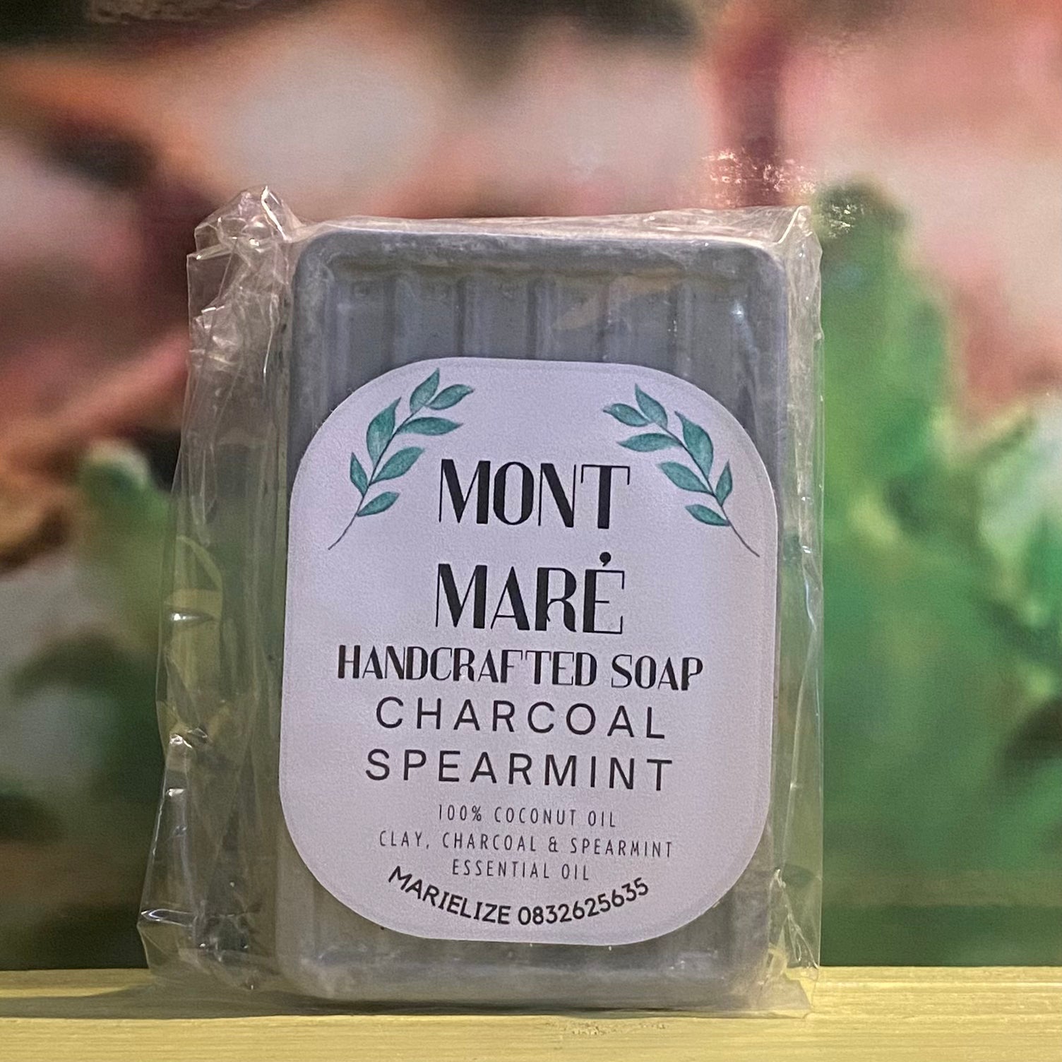 Mont Maré Charcoal Spearmint soap